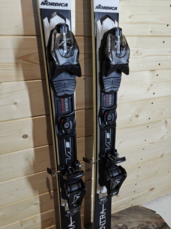 LYŽE NORDICA SENTRA S6 162CM